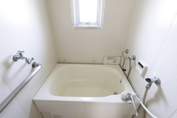 【浴室】 | ビレッジハウス小浜2号棟 | ビレッジハウスの同一物件・同一タイプの間取りの写真です