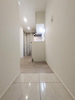 【玄関】 | タスキリシェス板橋区役所前