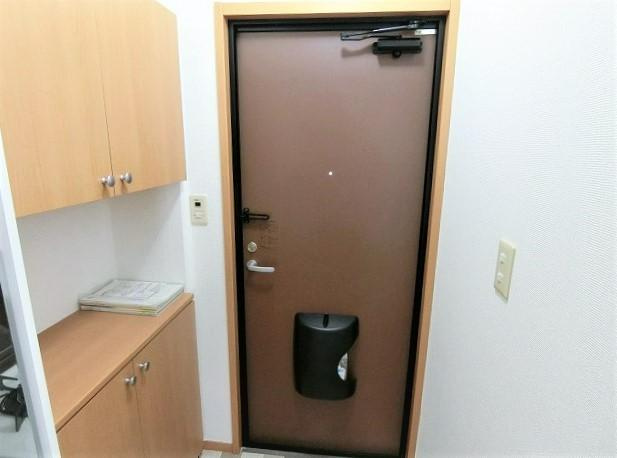 ウイスティリア高洲の玄関