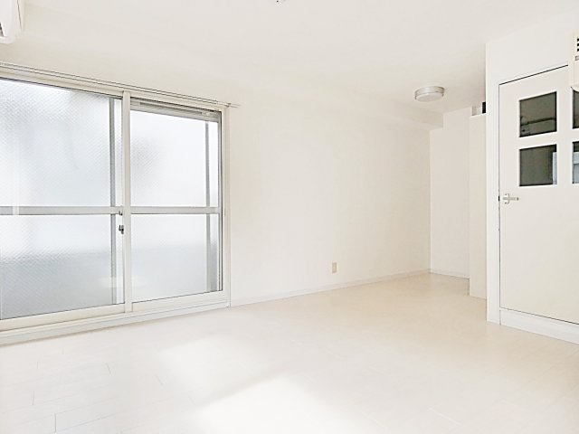 ＨＯＵＳＥ　ＬＯＫＯの居間・リビング