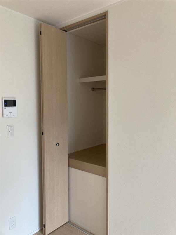 リトルパレス東向島の収納