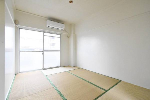 ビレッジハウス大泉2号棟の居間・リビング|ビレッジハウスの同一物件・同一タイプの間取りの写真です