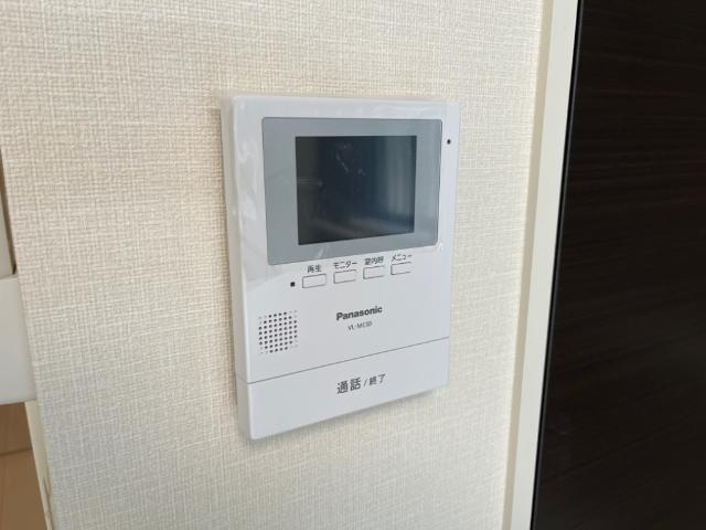 グラティテュードの内装|カメラ付インターホン
