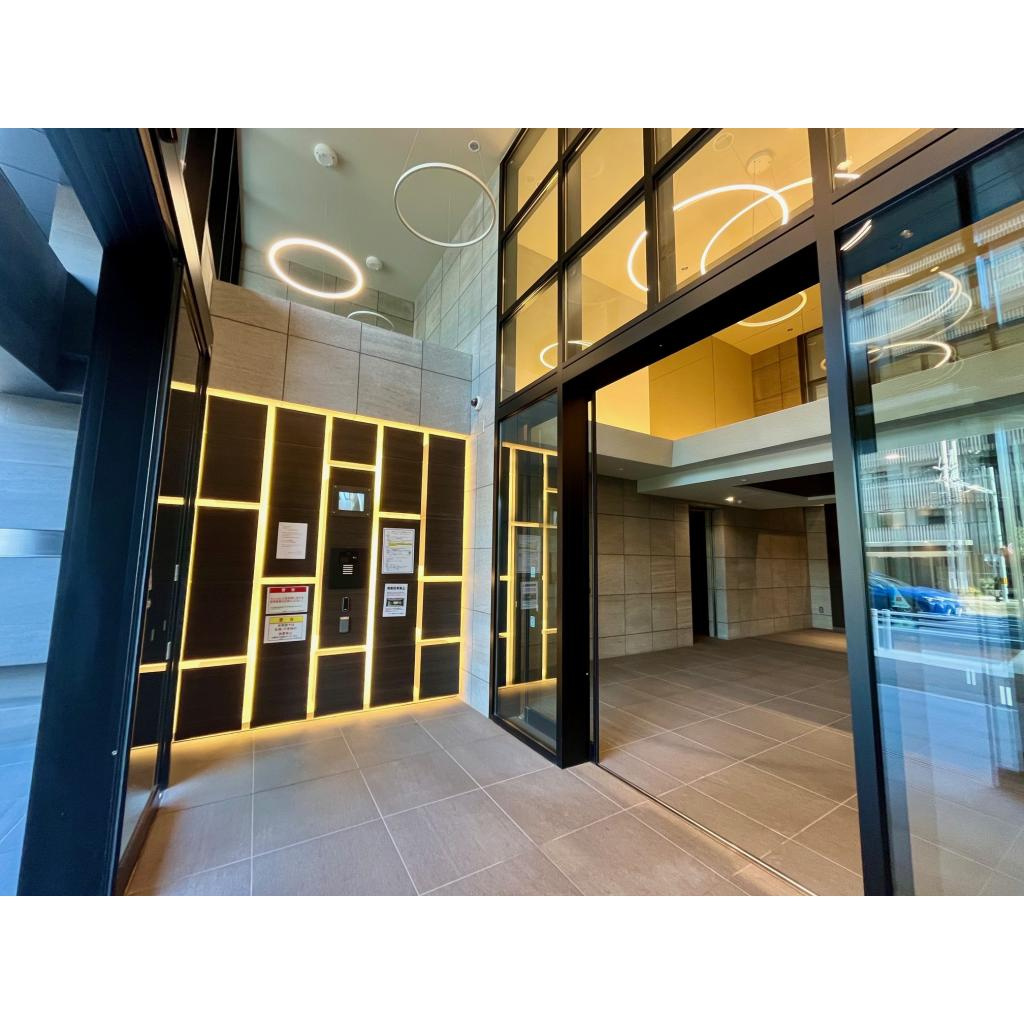 エスリード新栄グランラグジェのエントランス