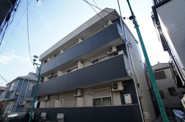 オリエンタルコート高根台の外観