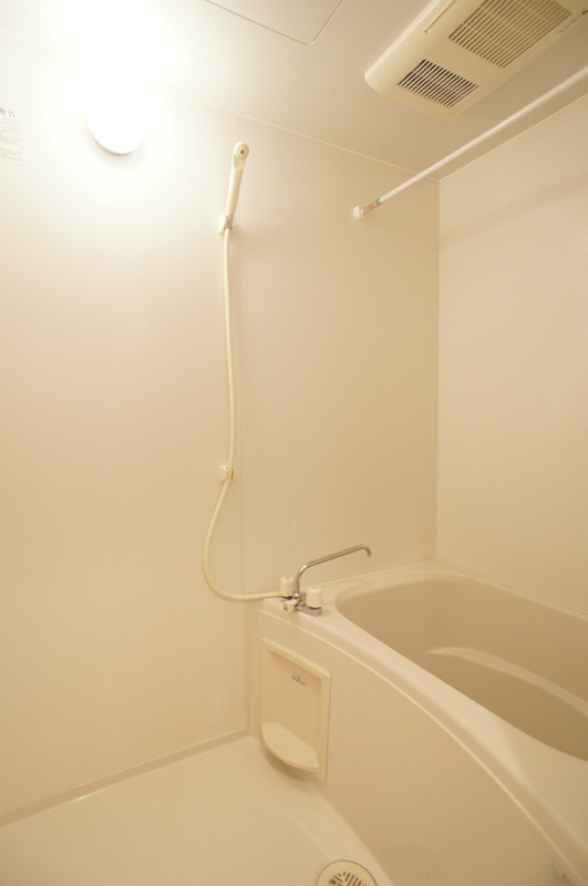 オリエンタルコート高根台の浴室