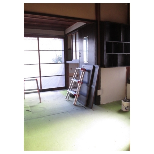 岐阜市岩田坂４丁目の一戸建ての居間・リビング|1階西側洋室