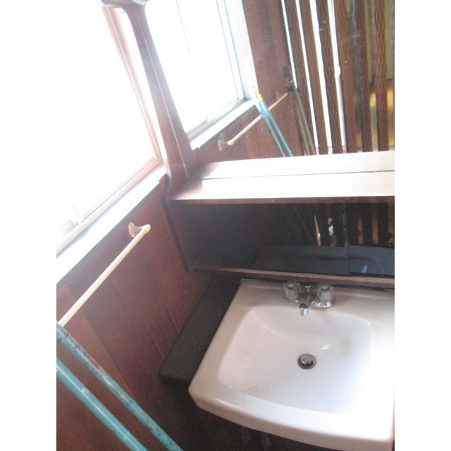 岐阜市岩田坂４丁目の一戸建ての洗面所|洗面化粧台