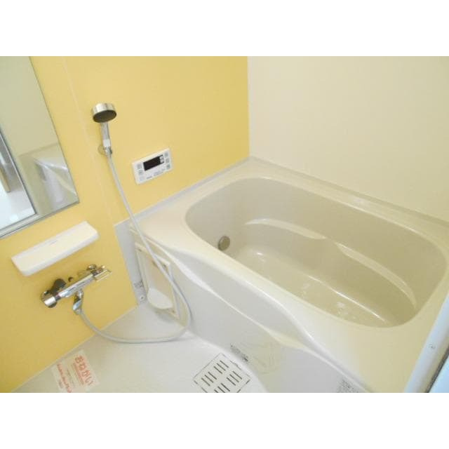 クローバーの浴室