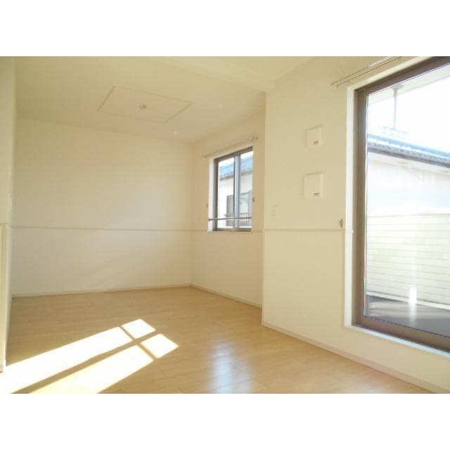 クローバーの居間・リビング