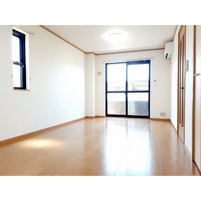 フォーチュネットの居間・リビング