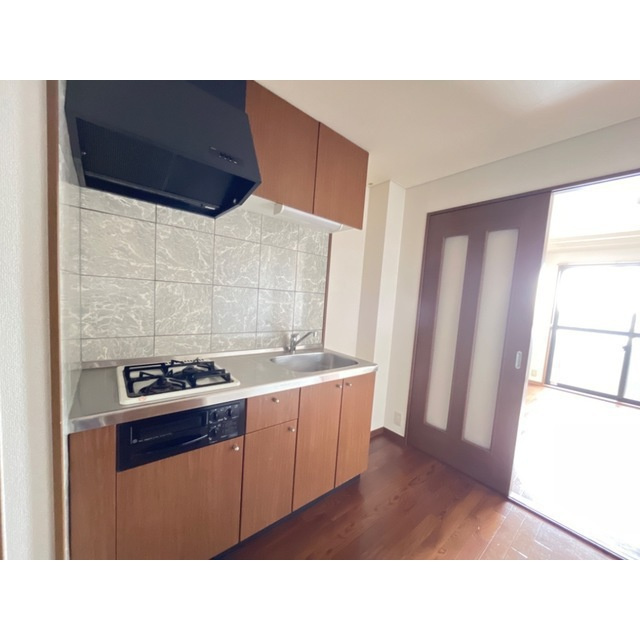 各務原市那加野畑町１丁目のアパートのキッチン