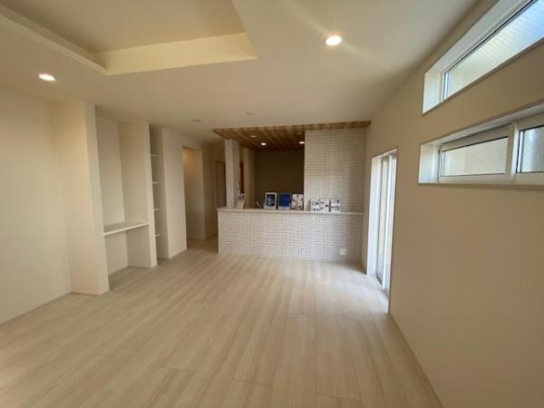 【居間・リビング】