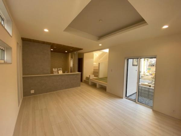 【居間・リビング】