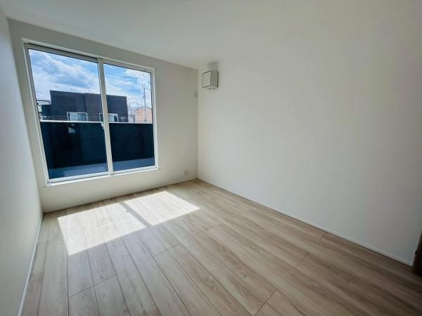 【洋室】 | 写真は同社施工例です。