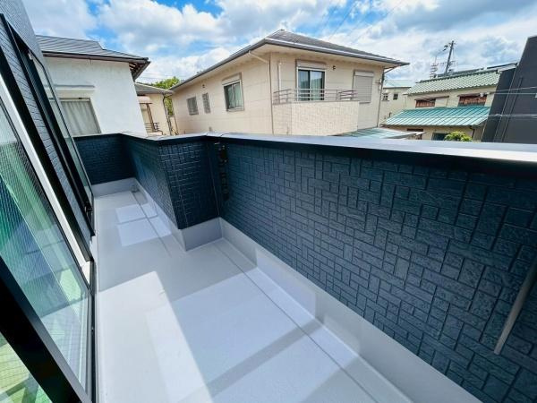 【バルコニー】 | 写真は同社施工例です。
