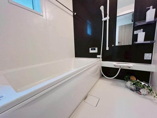 【浴室】 | 写真は同社施工例です。