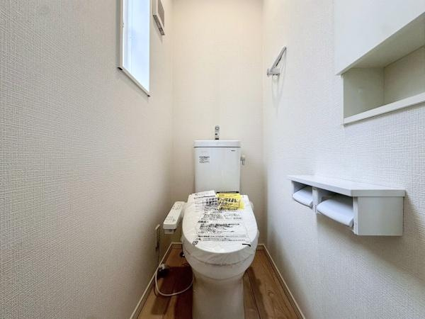【トイレ】 | 明石市大久保町高丘第1　新築戸建1号棟