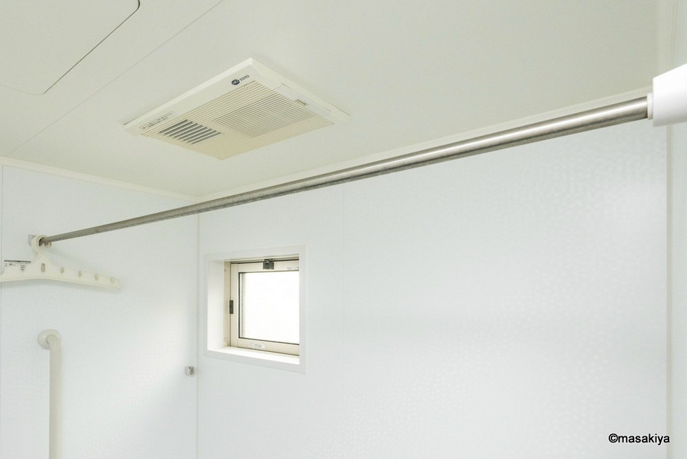 グランモアみなみの浴室|浴室乾燥機付きです。