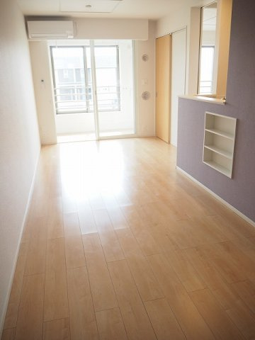 Ｃｕｏｒｅの居間・リビング|ゆったり過ごせる居間です