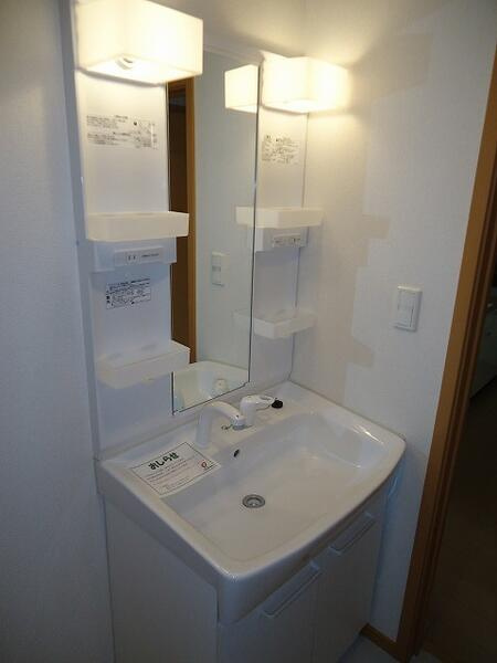 布智ビレッジＤの洗面所