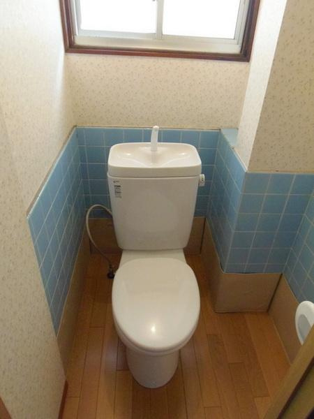 桧マンションのトイレ|★窓付きのトイレ★