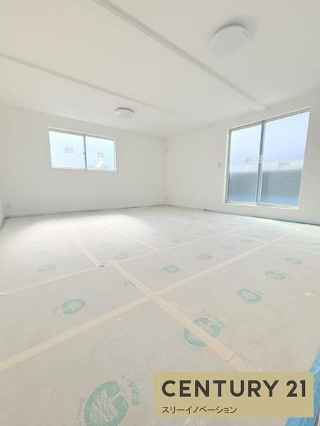 大正区千島ガレージハウスの洋室