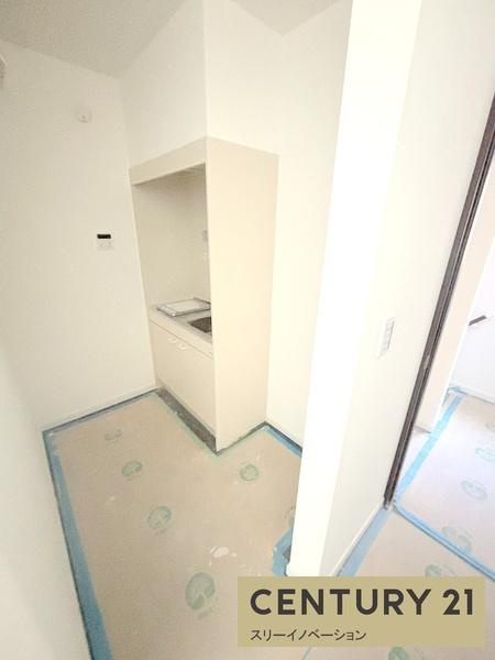 大正区千島ガレージハウスの居間・リビング