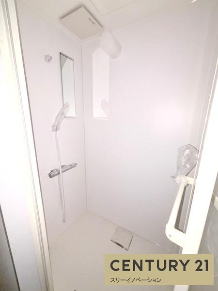 大正区千島ガレージハウスの浴室