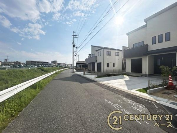 奈良市南京終町３丁目 Ｂ号棟 ／新築一戸建の前面道路含む現地写真|■現地撮影写真■落ち着いた雰囲気の住宅地内です！
