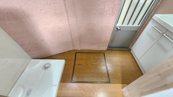 【バルコニー】