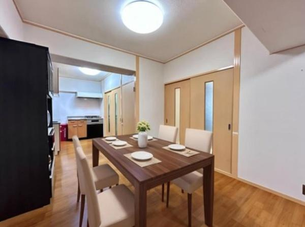 【居間・リビング】 | アクロシャトー俊徳道　中古マンション