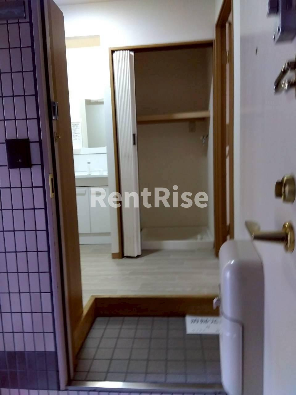 サンローズ平和の玄関