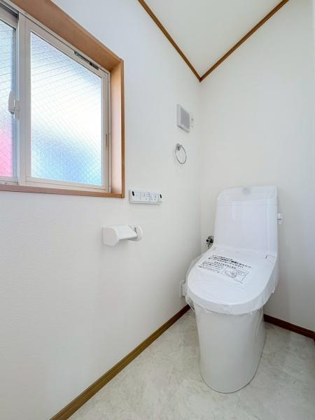 横浜市旭区本村町の中古一戸建のトイレ|多機能パネル付きトイレです！