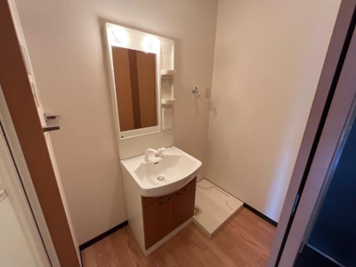 【洗面所】 | 新向陽 | 洗面