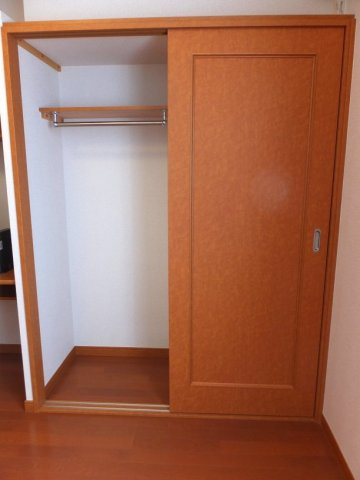 レオパレスサンライズヒル花見川の内装