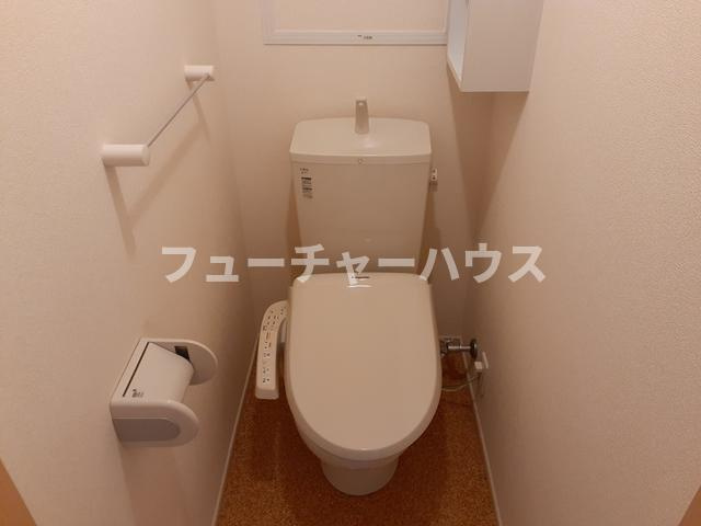 ロリエ　Ｂのトイレ|ゆったりとした空間のトイレです