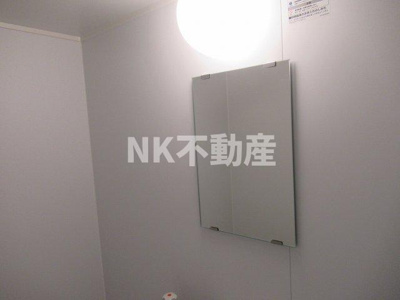 【浴室】 | シティパーク菱屋西（長瀬賃貸） | お風呂に鏡があります