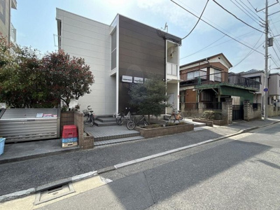 【外観】 | レオパレスラギ