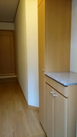 サニーフォレストの玄関