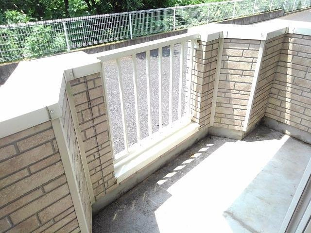 サニーフォレストのバルコニー