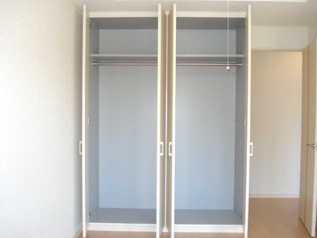 グランディール・ソフィアの収納|クローゼット