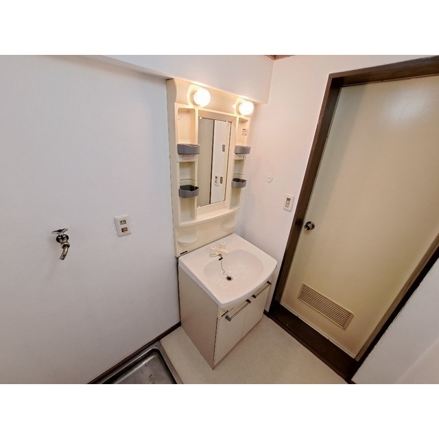 寿ハイツの洗面所