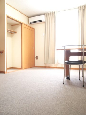 【居間・リビング】 | レオパレス交友第二