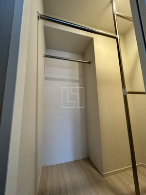 【収納】 | コンフォリア北堀江一丁目 | コンフォリア北堀江一丁目　ウォークインクローゼット