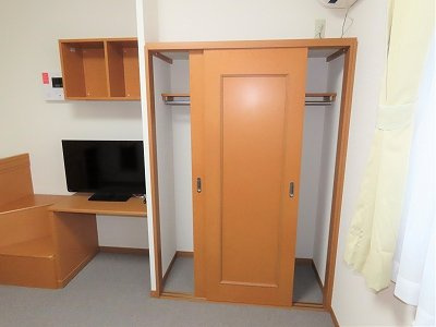 レオパレス藤の内装|クローゼットあり