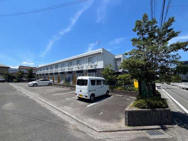 レオパレス古川の外観