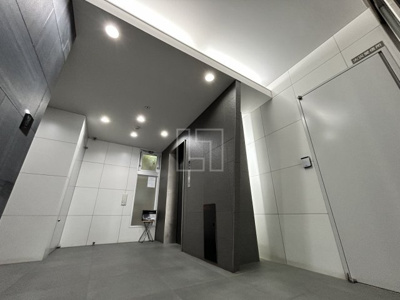 【ロビー】 | MONOLITH | MONOLITH（モノリス）　ロビー