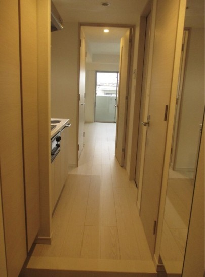 クレイシア目黒碑文谷の玄関