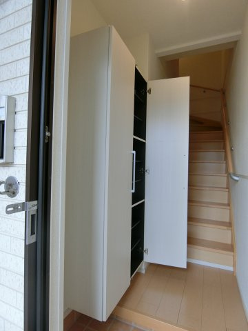 フレージュ　パラッツォ　Ａの収納